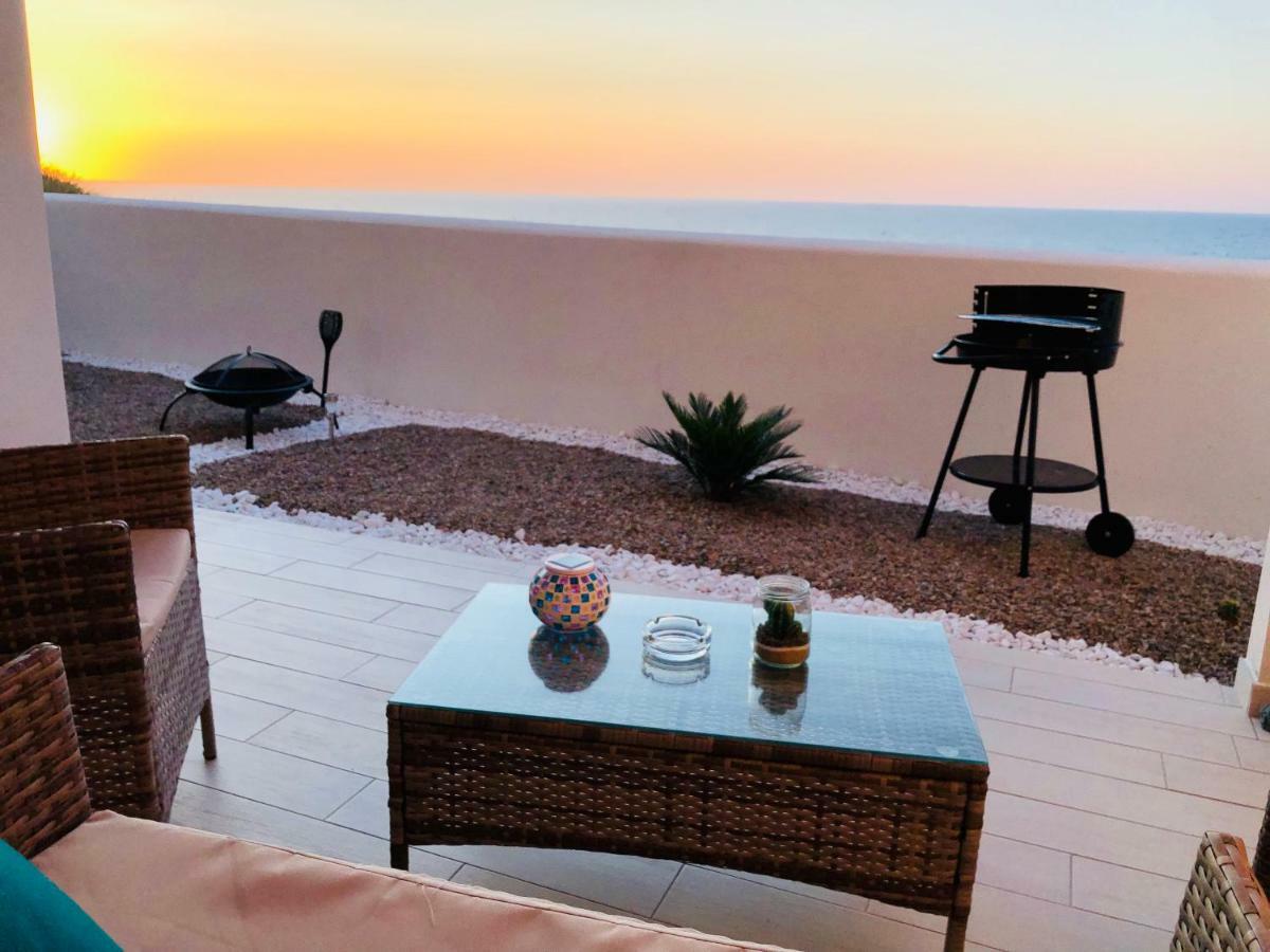 Apartment Tramonto Sea-Front Valledoria  Exterior photo